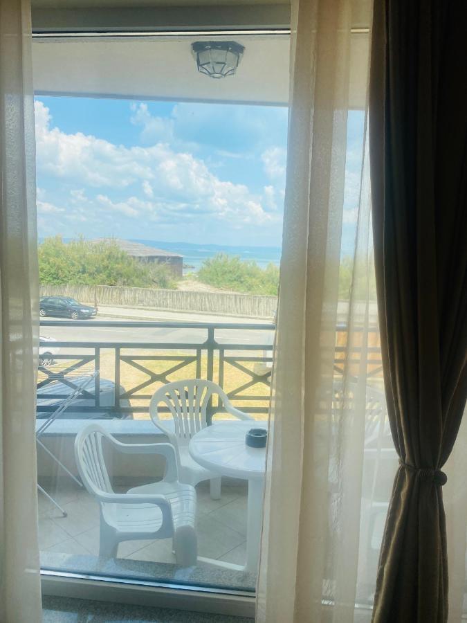 Апартаменты Golden Sea View New Поморие Экстерьер фото