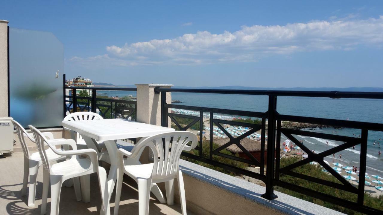Апартаменты Golden Sea View New Поморие Экстерьер фото